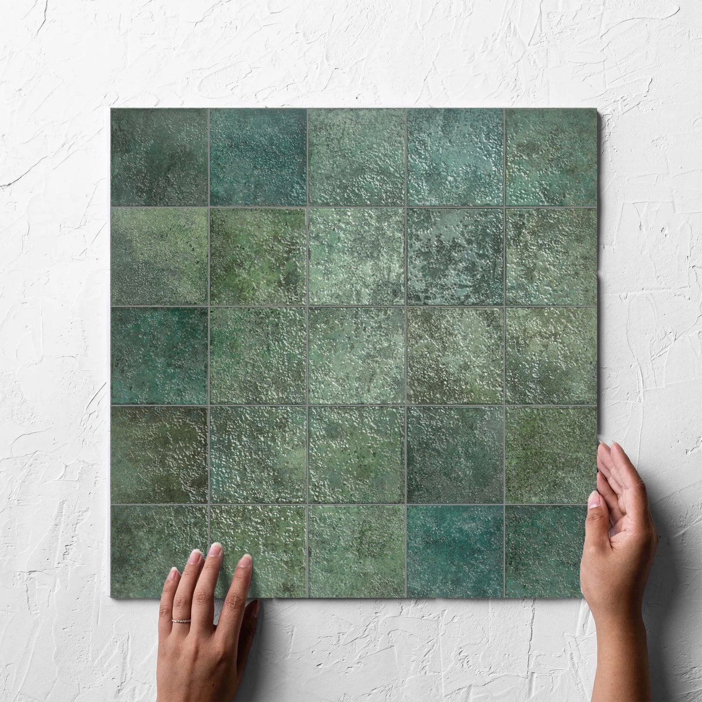 Tahiti Emerald Glossy 147x147mm