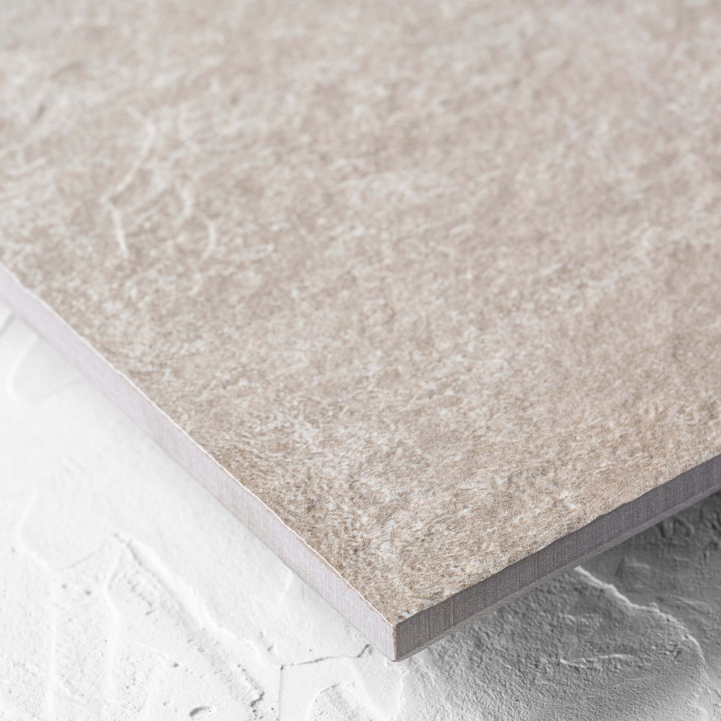Absolute Clay 600x600mm