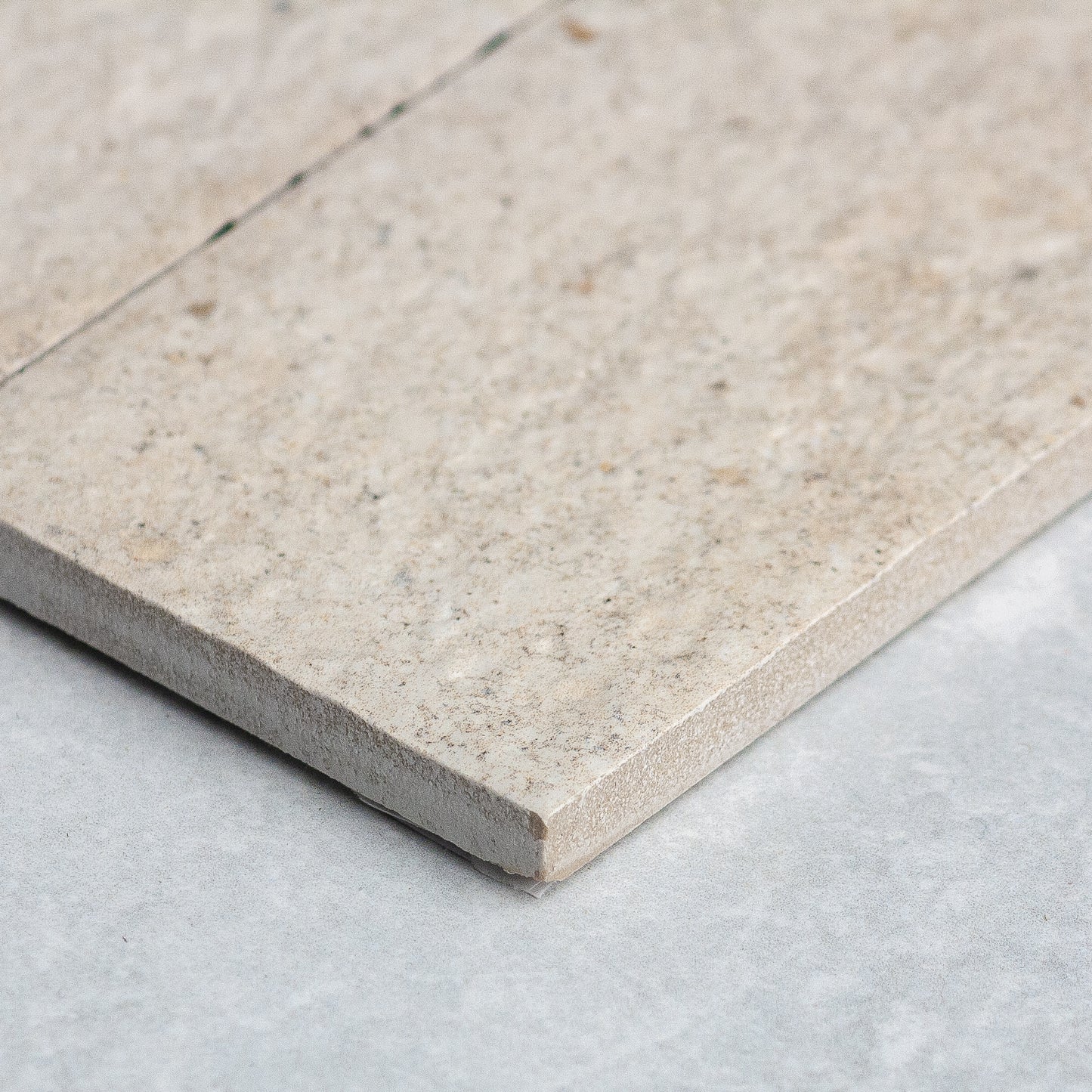 Miniature Fornace Bianco Minerale
60x240mm