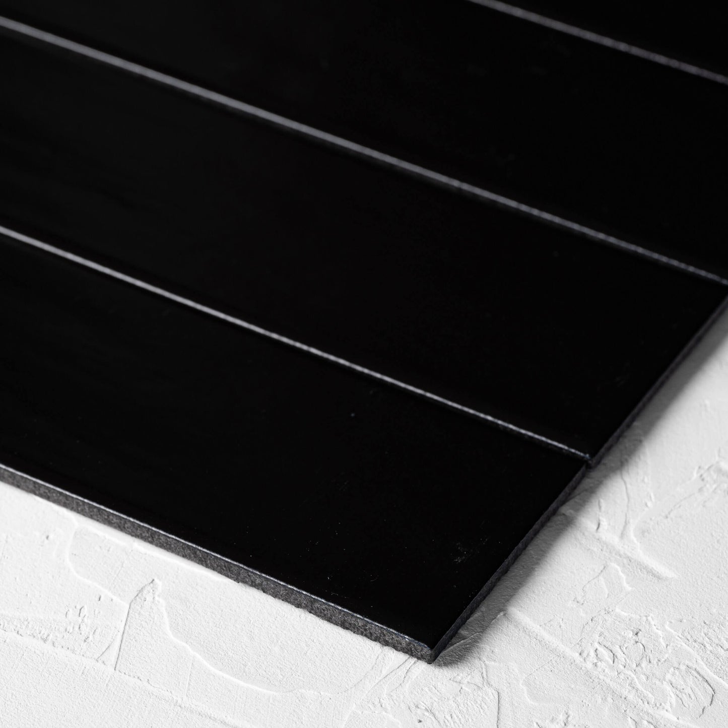 Brava Black Satin 60x217mm
