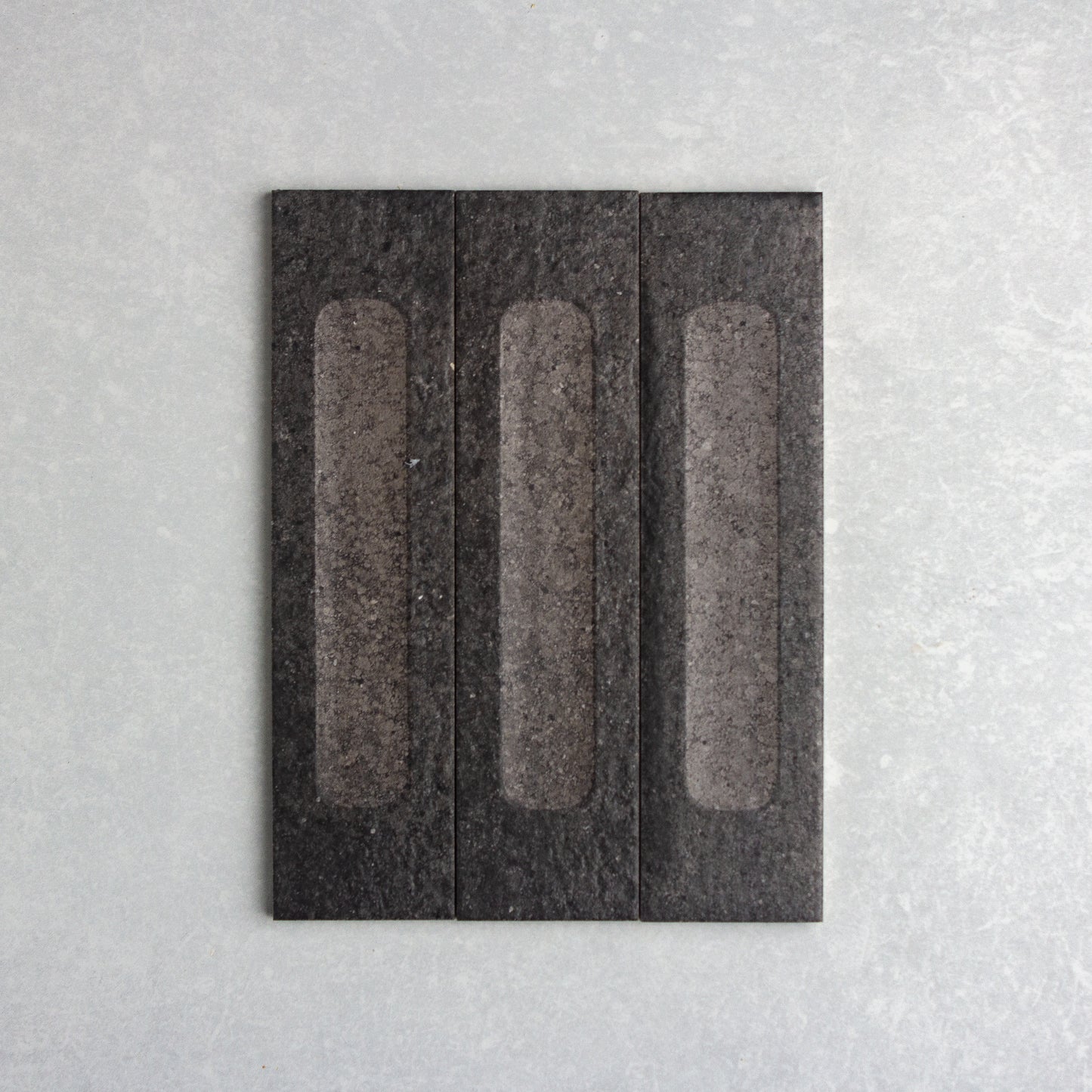 Miniature Fornace Formella Nero Fumo
60x240mm