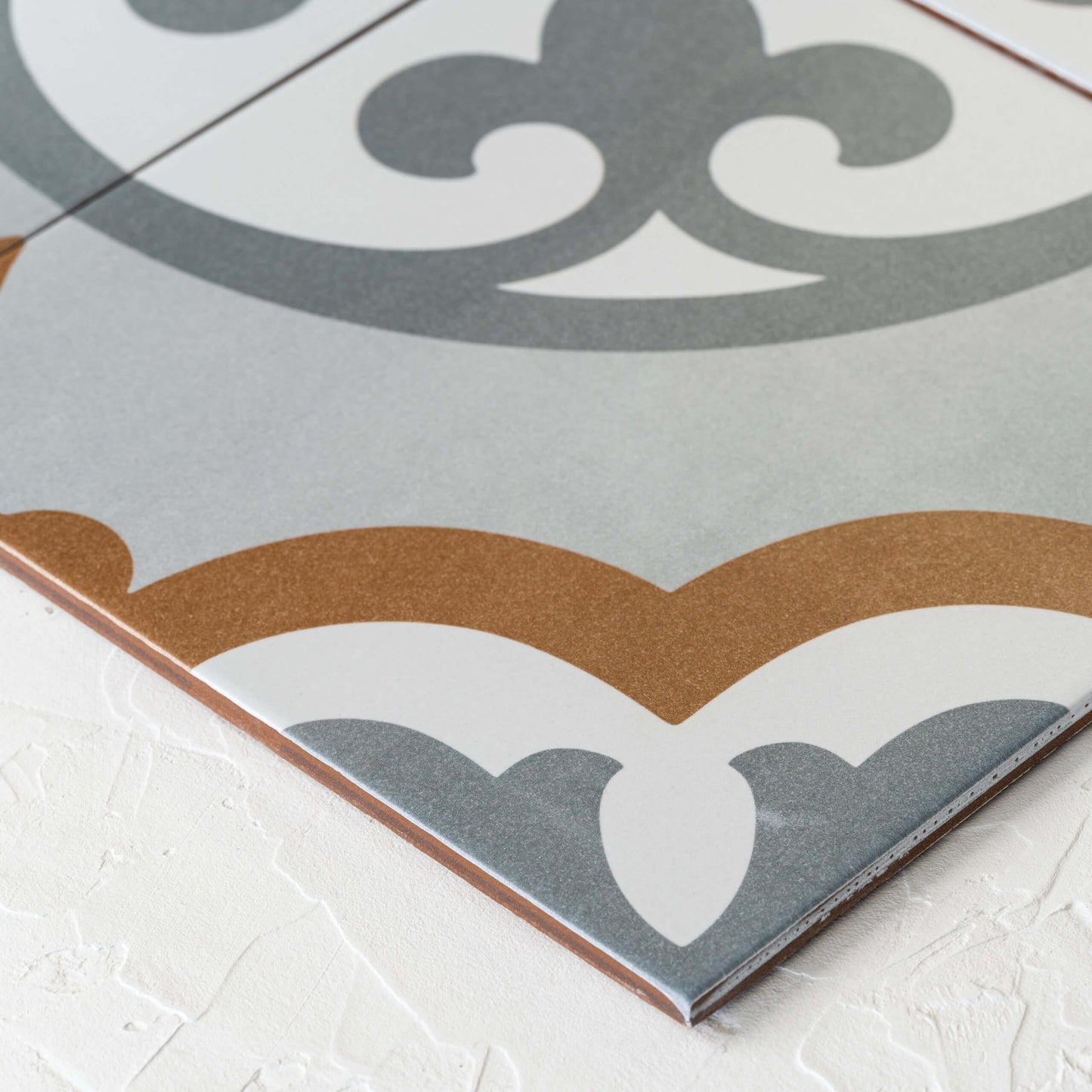 Meena Brown 200x200mm
