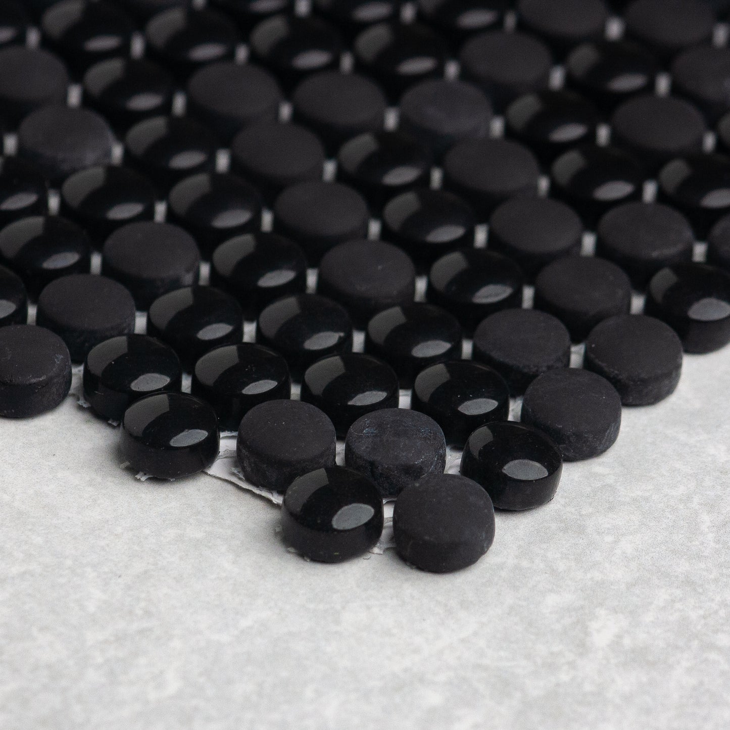 Spanish Decorator Dot Black 282X285mm