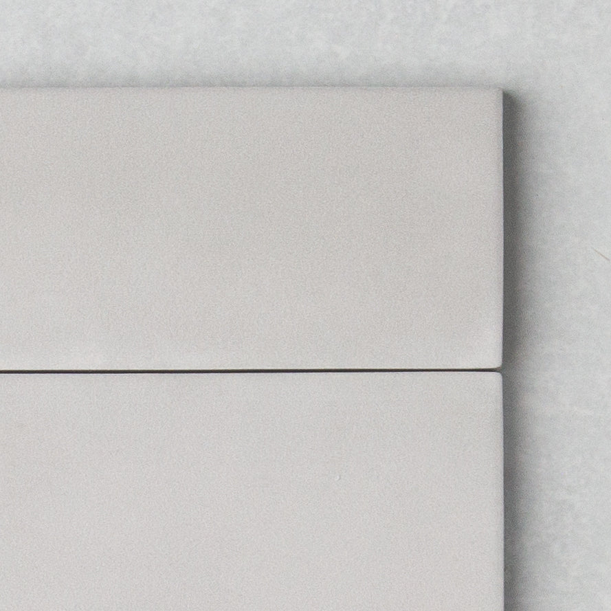 Mini Grey Glossy 50x150mm