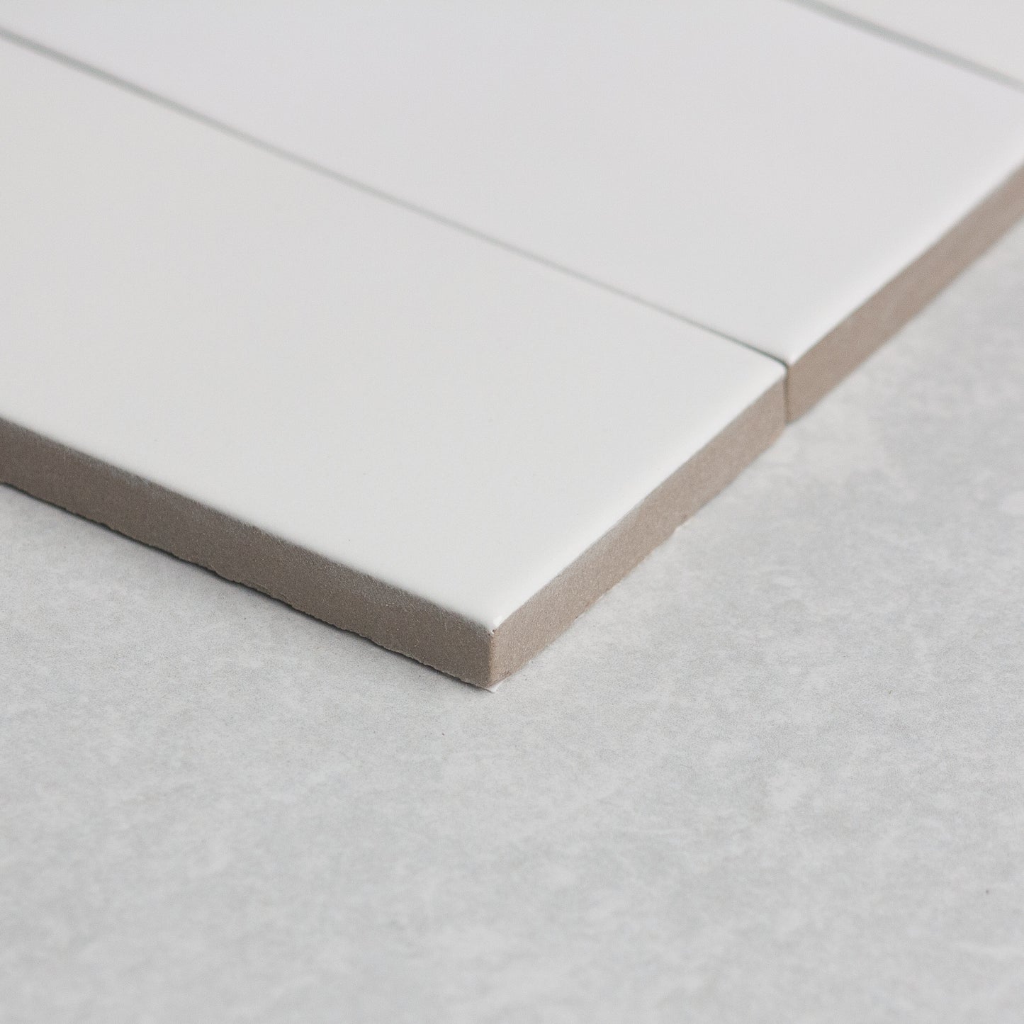 Mini Pure White Glossy 50x150mm