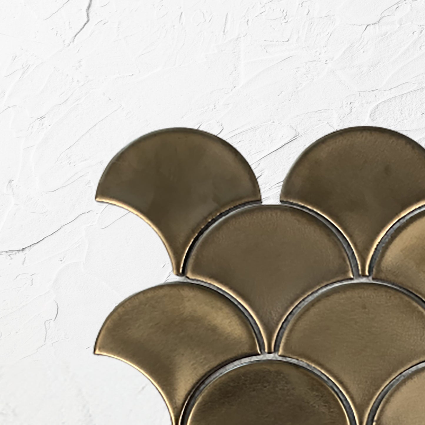PGFS-0009 Bronze Metal Plated Matte Glazed Porcelain Fishscale
