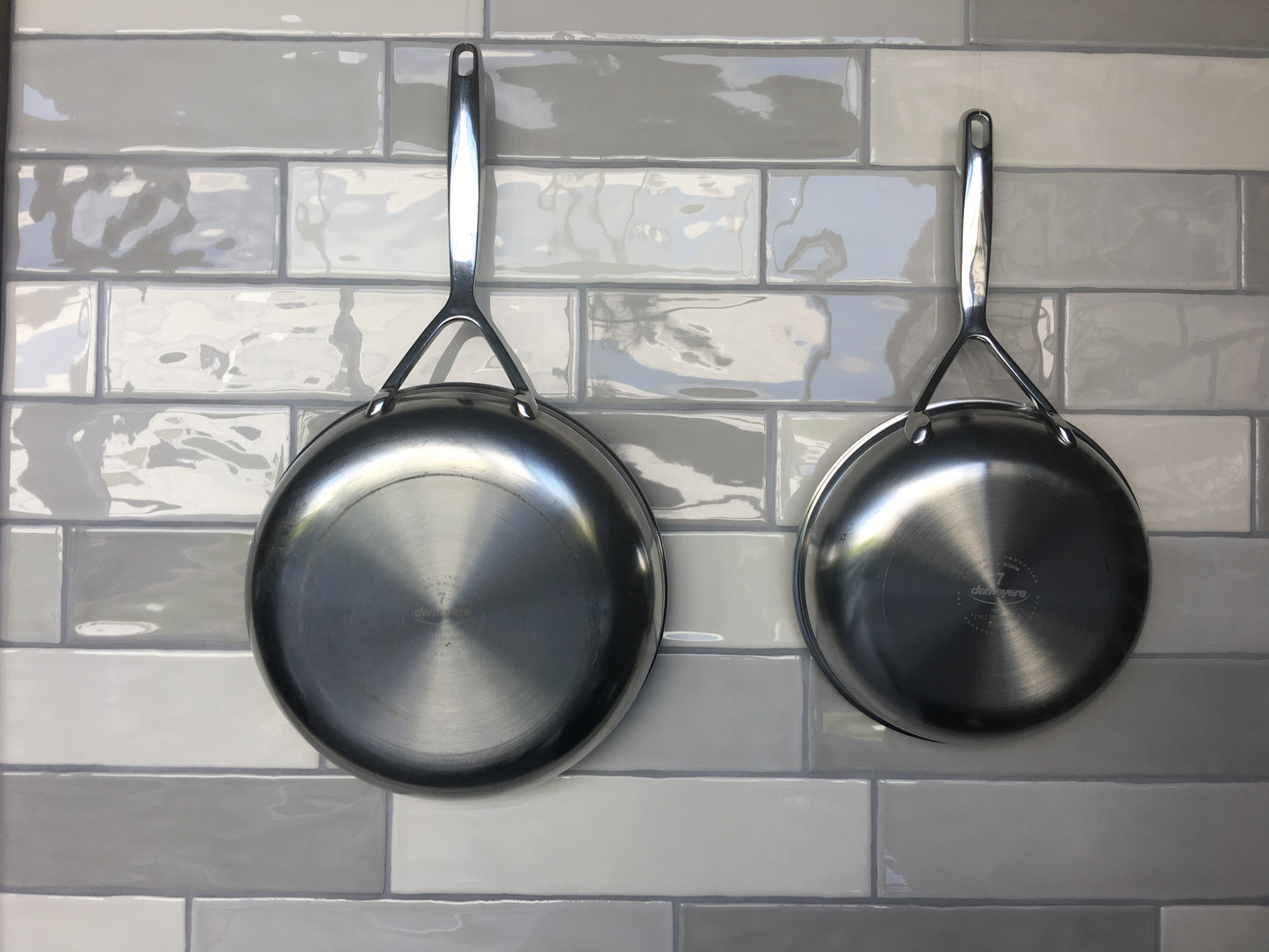 Block Cloudy Grey Gloss 76x302mm