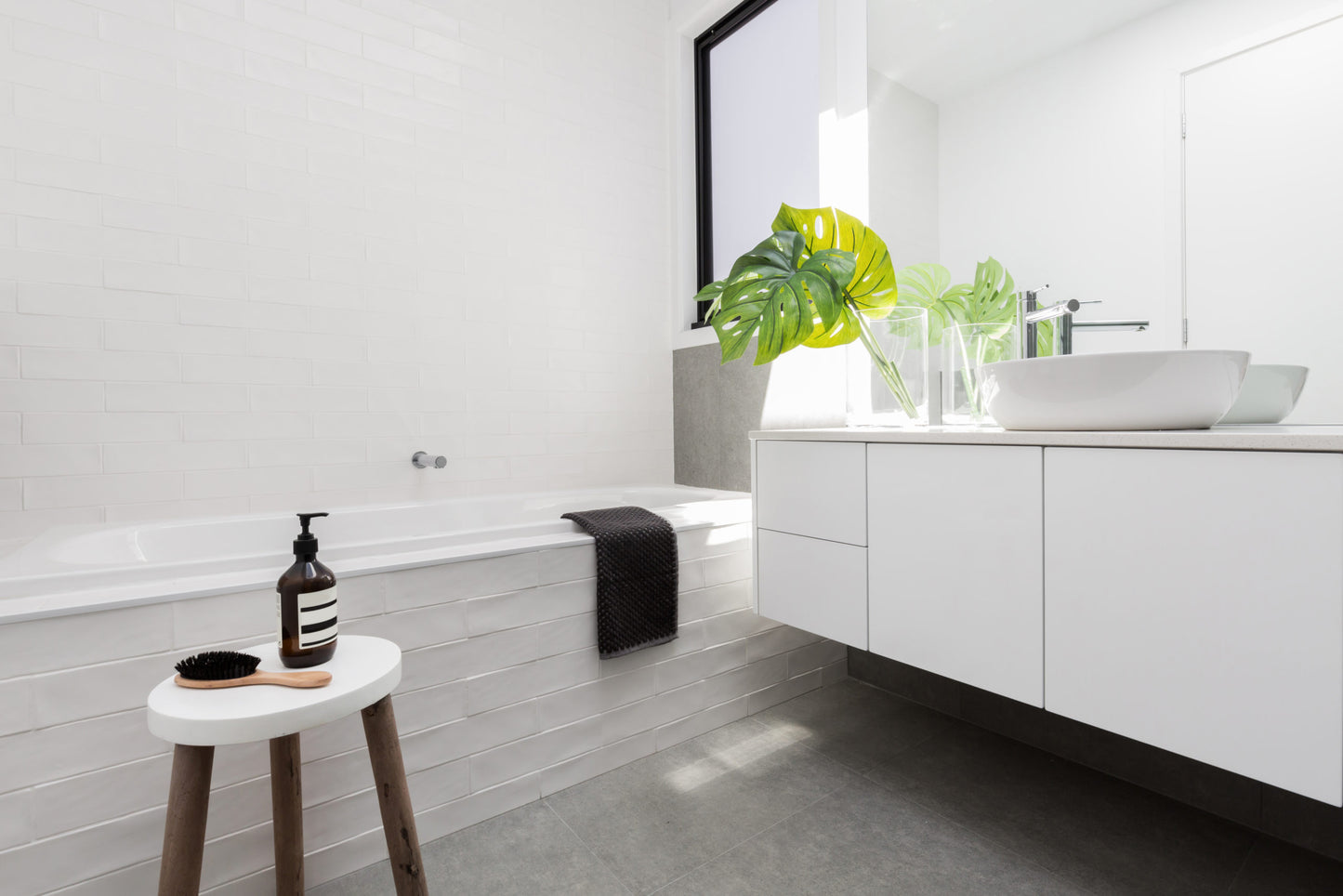 Block White Gloss 76x302mm