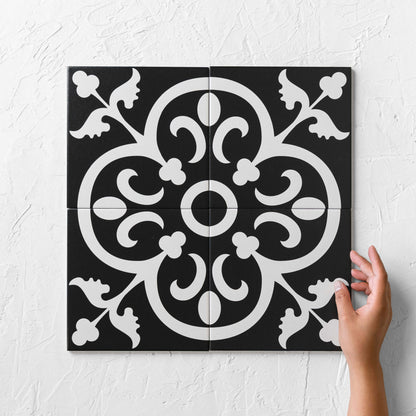 Freya Crest Black 200x200mm