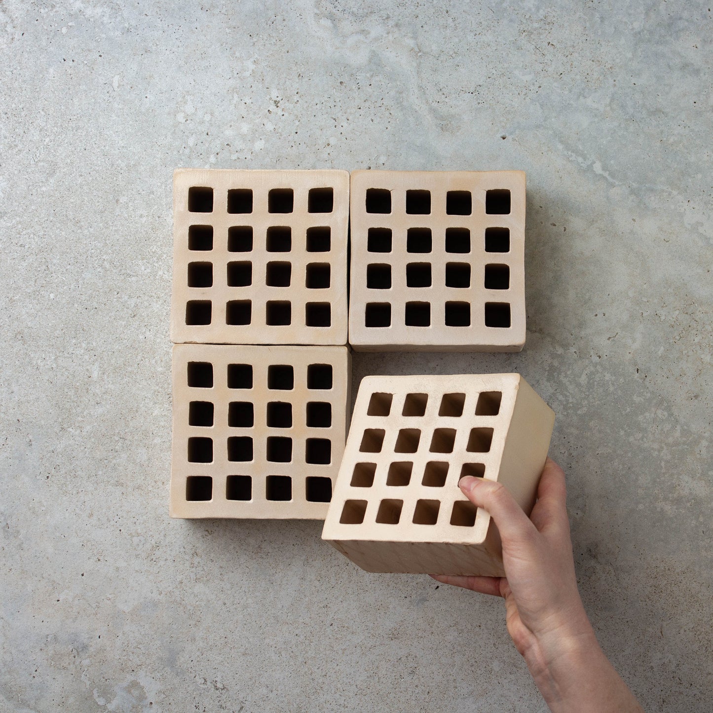 Arialuce Pertuse Naturale Breeze Blocks 120x120
